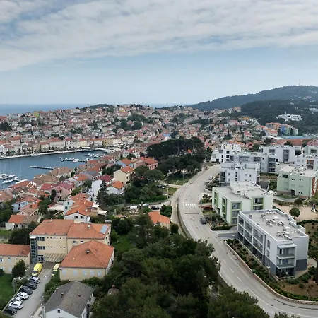 Nava-apartment With Beutiful View And Garage Space Lejlighed