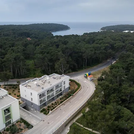 Apartment Nava-apartment With Beutiful View And Garage Space *