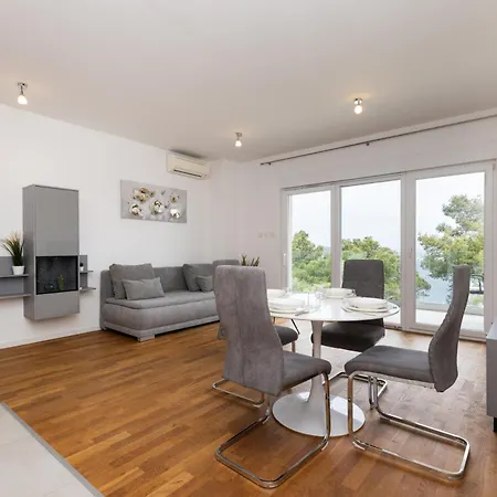 Appartamento Nava-apartment With Beutiful View And Garage Space